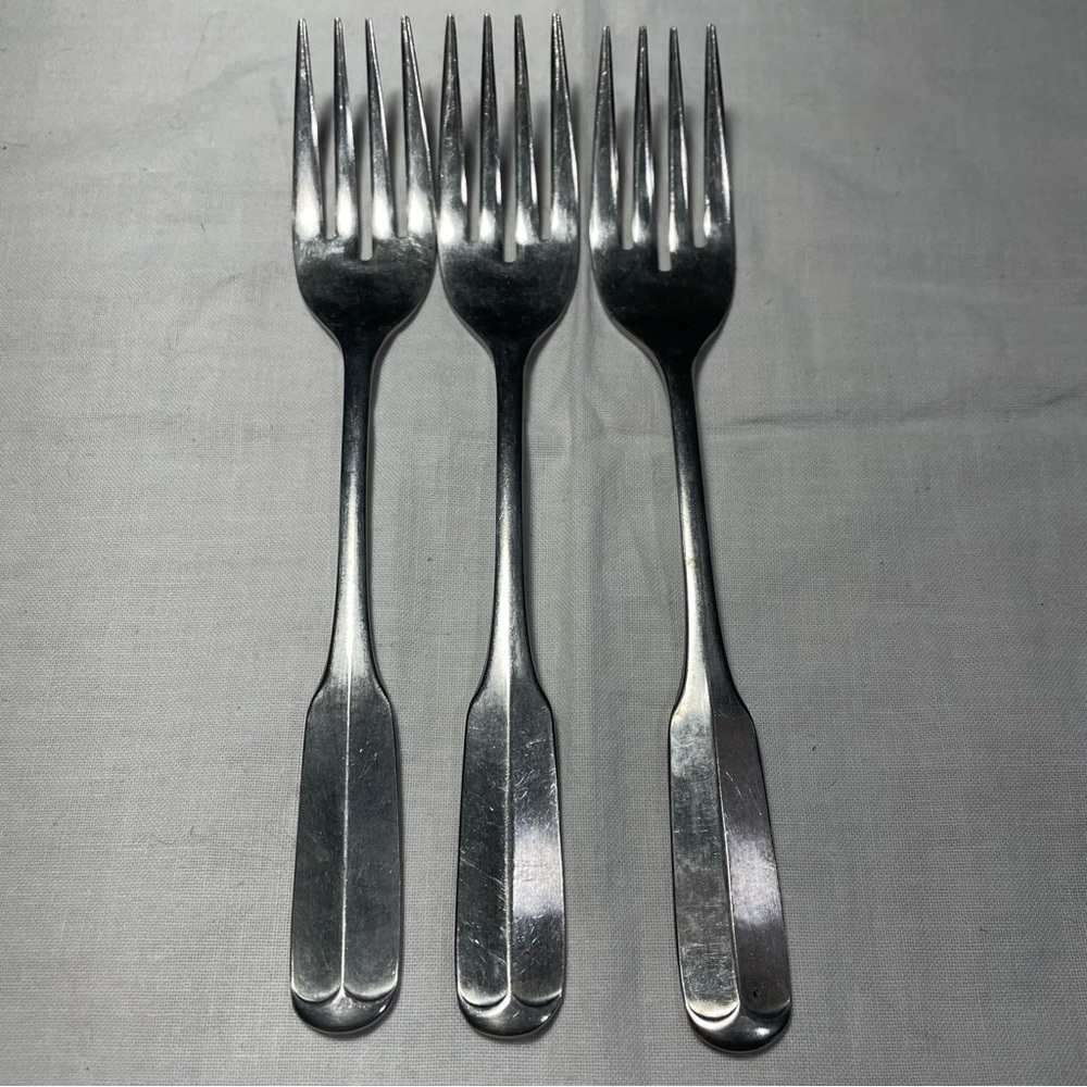 SUPREME Cutlery stainless steel lunch desert forks Japan vintage